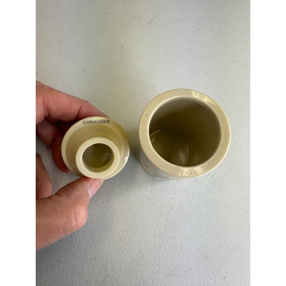 Vintage Coriander The Lenox Spice Garden 1992 Fine Porcelain Spice Jar - Picture 7 of 9